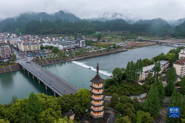 杭州临安：美丽乡村守护“幸福河湖”