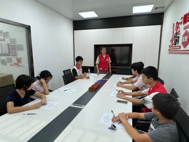 党员引领聚童智 共治地铁新空间—— 将围社区儿童议事会共话地铁口环境提升