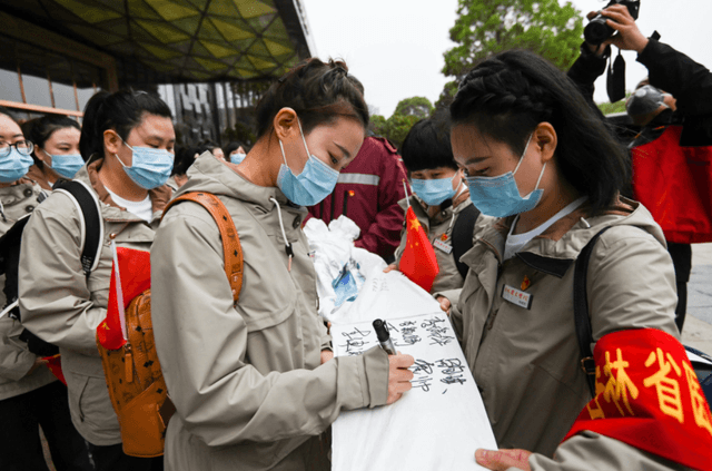 吉林省医疗防疫物资只能满足2到3天需要，正在全力争取各方支持