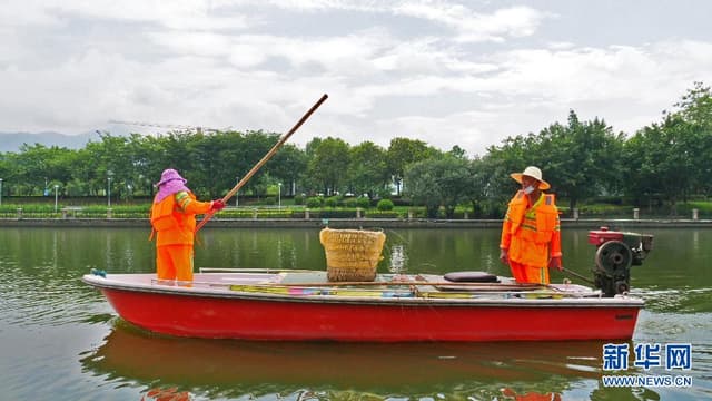 “百年修得同船渡”——一对环卫夫妻的爱情故事