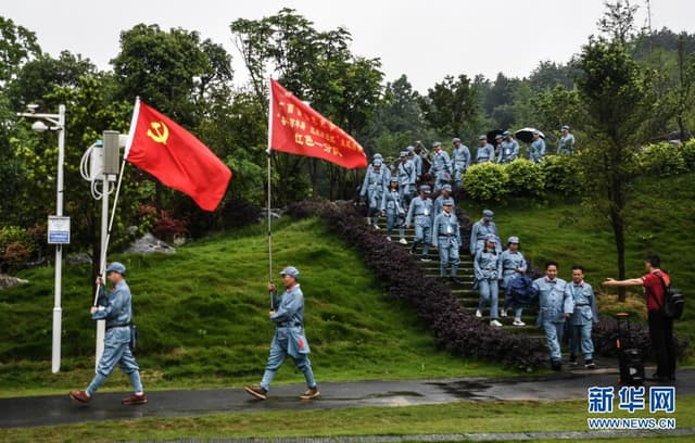 广西打卡”红色基地 传承红色基因