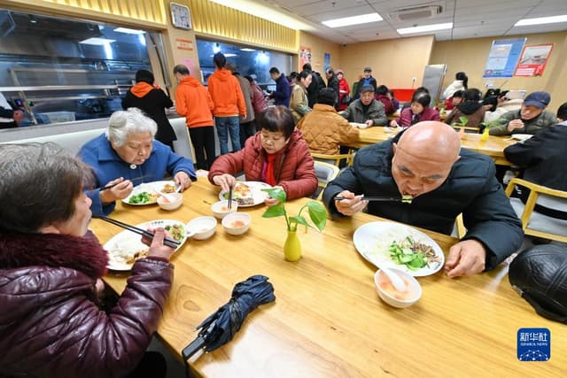 福建福州：“长者食堂”提升养老服务水平