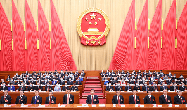 十四届全国人大一次会议在京闭幕 习近平发表重要讲话