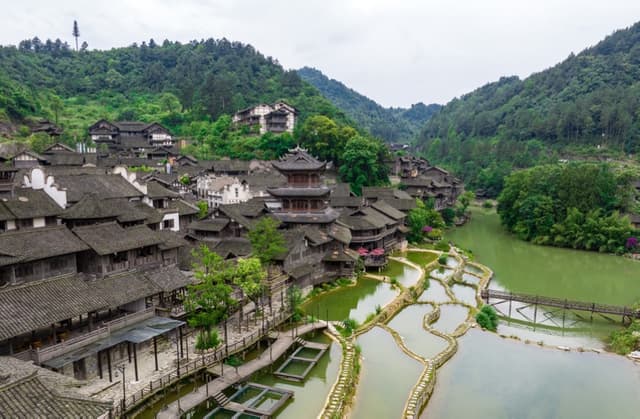 穿越贵州乌江寨：黔山秀水里也有“水墨江南”