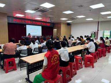 广东省深圳市宝安区步涌社区：AI科普进社区 居民解锁智能生活小技能