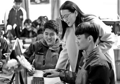 郑州第四十四中学：惠风送“融” 做有温度的美好教育