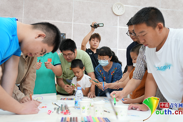 “送温暖献爱心 走进特教学校” 中国残联新促会开展慰问残障儿童主题实践活动