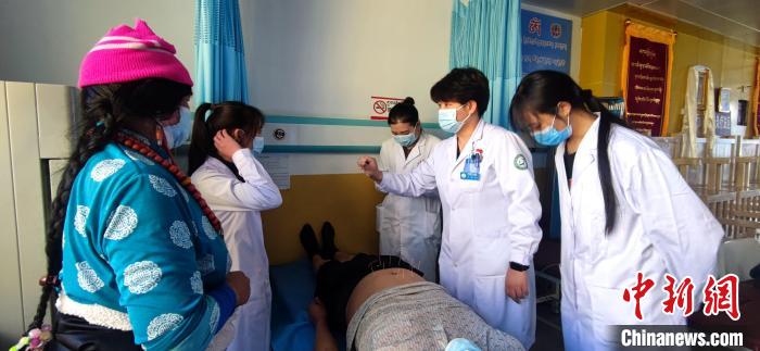 青海青南支医“缺氧不缺斗志”：换个地方做更有意义的事